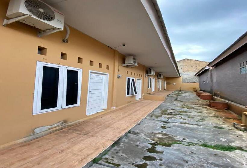 호텔 Oyo 93518 Kepayang Guesthouse Syariah