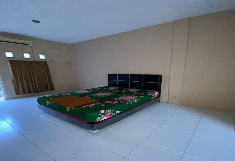 호텔 Oyo 93518 Kepayang Guesthouse Syariah