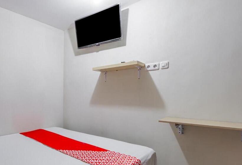 فندق Oyo 93526 Cut Nyadin Syariah