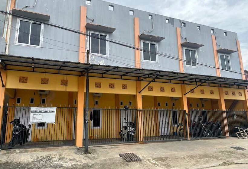 酒店 Oyo 93528 Guest House Zidan 21