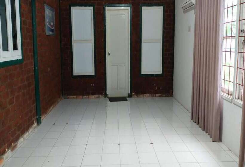 酒店 Oyo 93528 Guest House Zidan 21