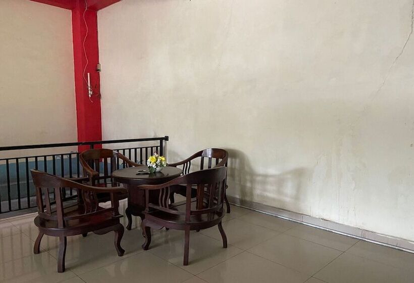 酒店 Oyo 93528 Guest House Zidan 21