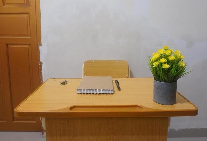 호텔 Oyo 93538 Millow Kost