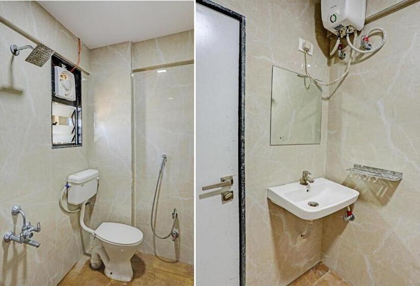 Отель Oyo Pooja Palace