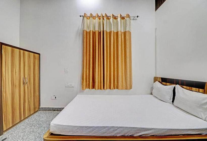 فندق Oyo Raj Laxmi Hotal Kuchaman City