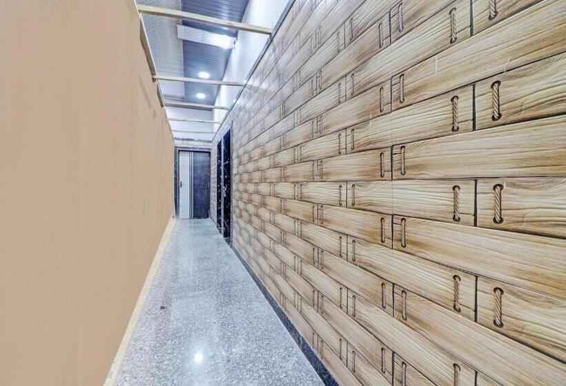 فندق Oyo Raj Laxmi Hotal Kuchaman City