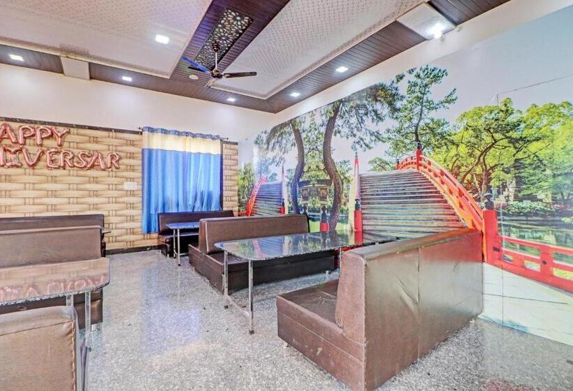 فندق Oyo Raj Laxmi Hotal Kuchaman City