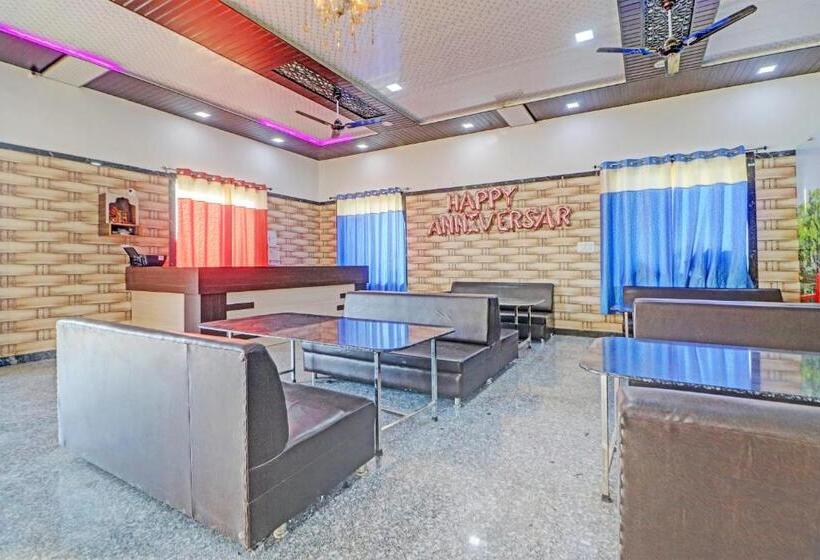 فندق Oyo Raj Laxmi Hotal Kuchaman City