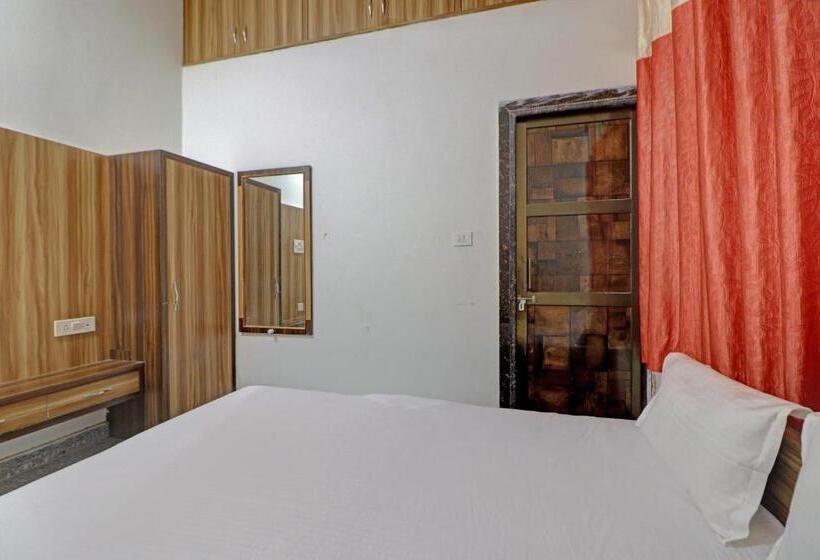 فندق Oyo Raj Laxmi Hotal Kuchaman City