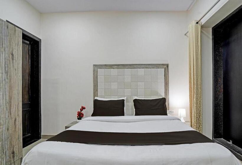 ホテル Oyo The Grand Rediance