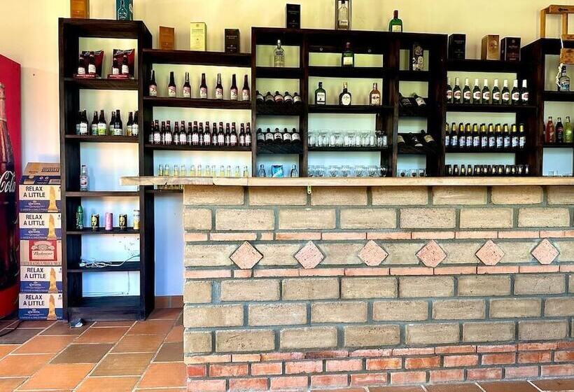 בית מלון כפרי Pliosaurio Campestre