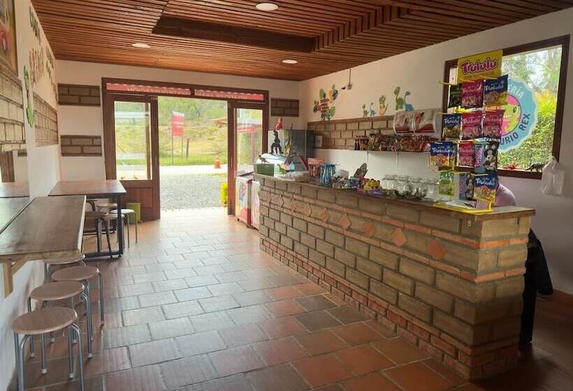 בית מלון כפרי Pliosaurio Campestre