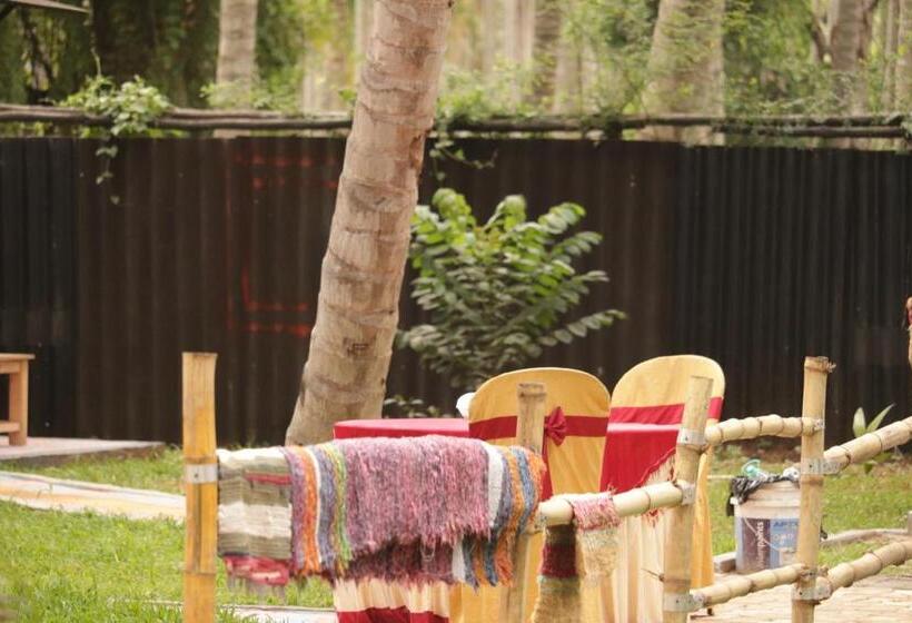 فندق Ramu Green Lake Cottage