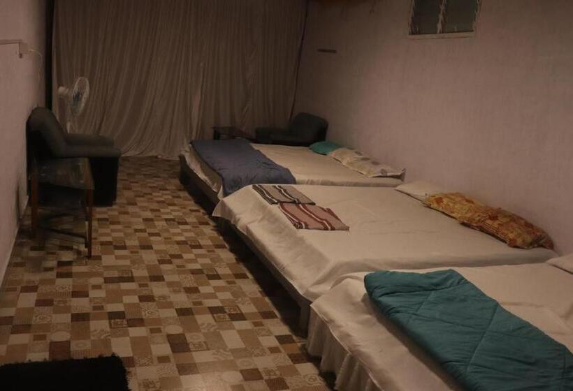 فندق Ramu Green Lake Cottage