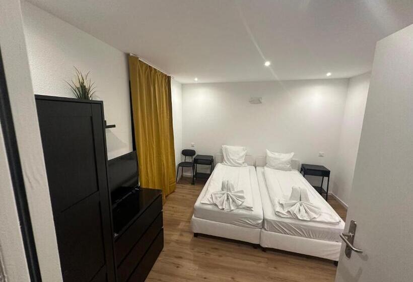 ホテル Restaurant Krebs