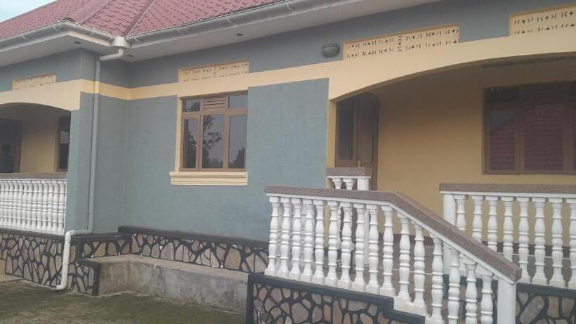 هتل Sawa Sawa Guest House