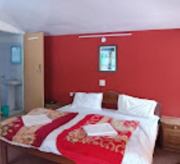 ホテル Shivalik Kitchen Home Stay , Harsil
