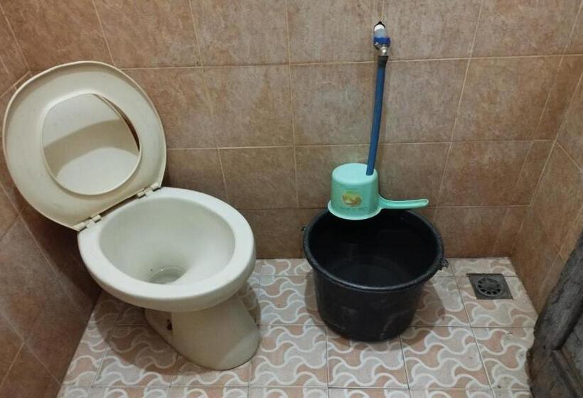 호텔 Spot On 93510 Penginapan Melati Tanjung