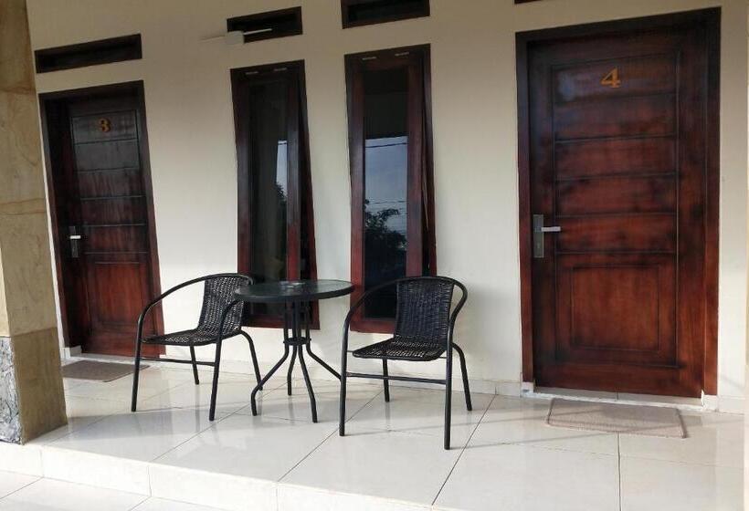 호텔 Spot On 93510 Penginapan Melati Tanjung