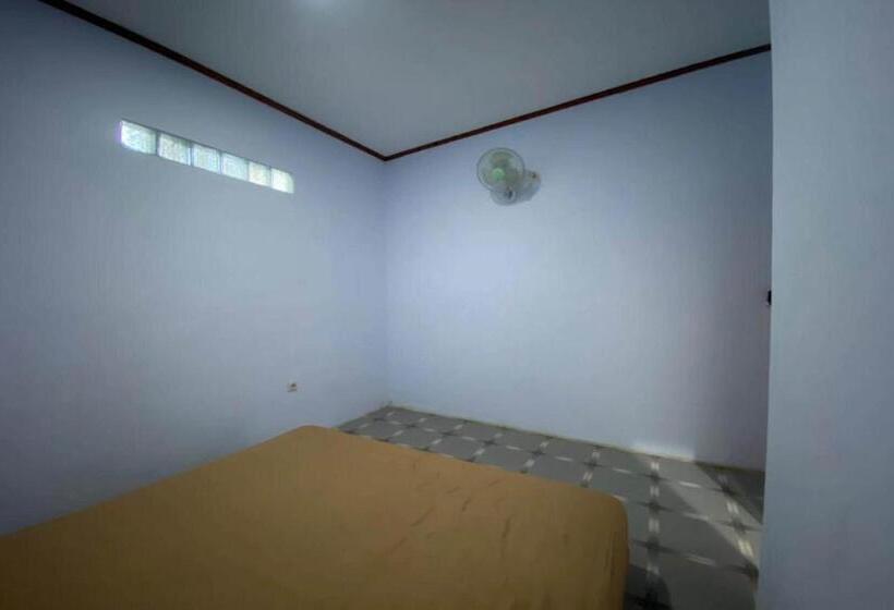 호텔 Spot On 93510 Penginapan Melati Tanjung