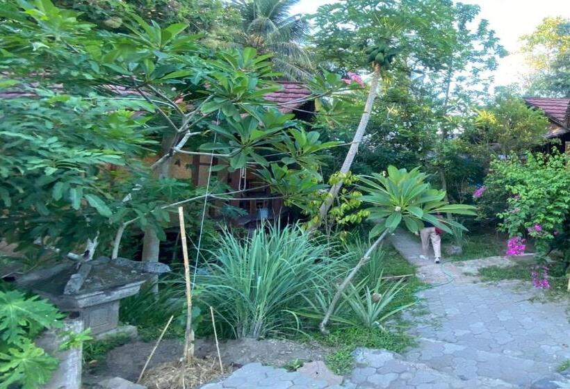 فندق Spot On 93511 Rinjana Homestay