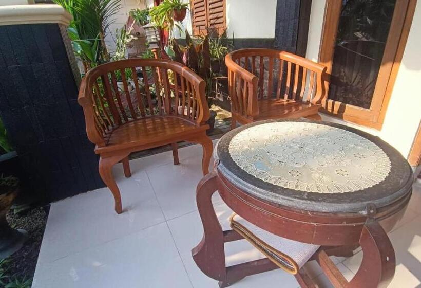 酒店 Spot On 93527 Agus Kostel Syariah