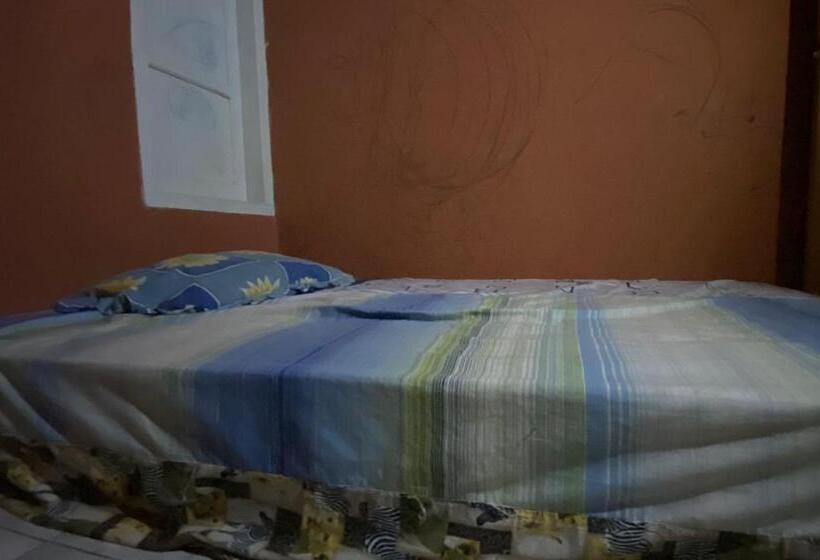 酒店 Spot On 93527 Agus Kostel Syariah