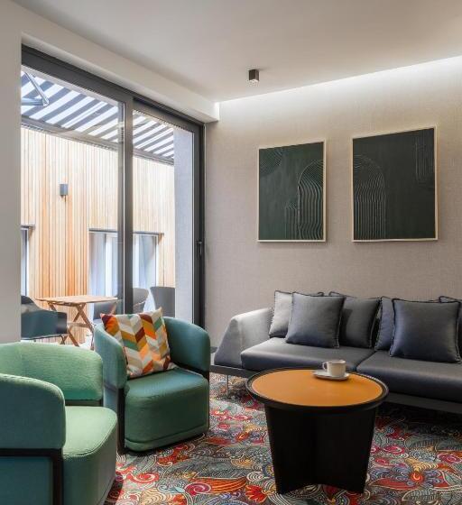 هتل Square By Margo