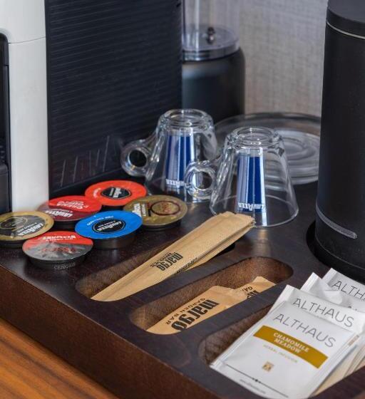 هتل Square By Margo