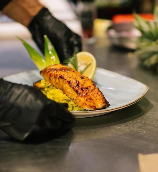 هتل Square By Margo