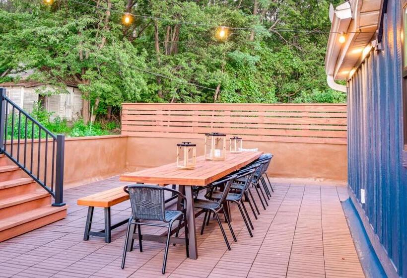 فندق The Cove Guest House