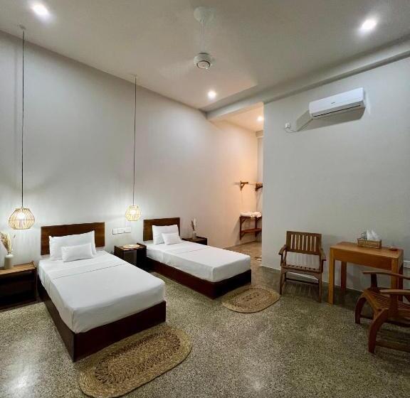 호텔 Triton Dondra