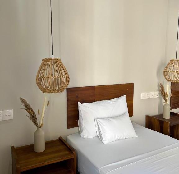 호텔 Triton Dondra