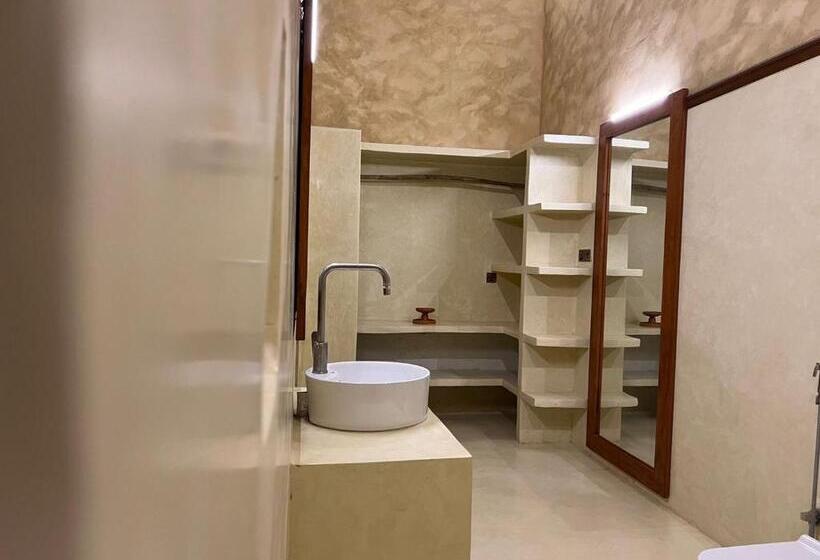 호텔 Triton Dondra