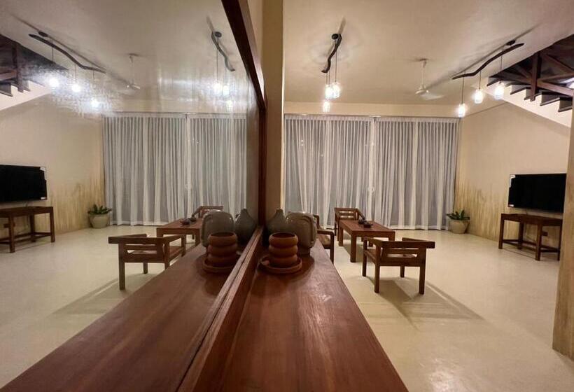 호텔 Triton Dondra