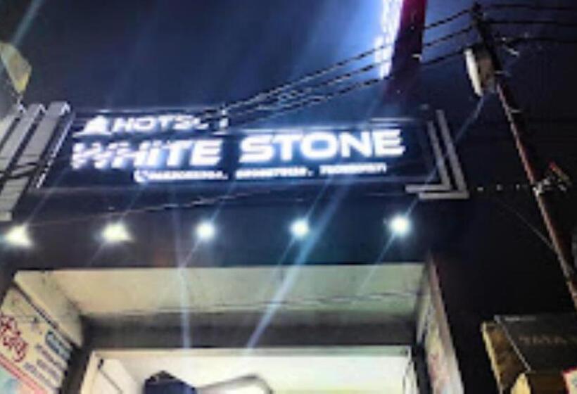 Отель White Stone, Gonda