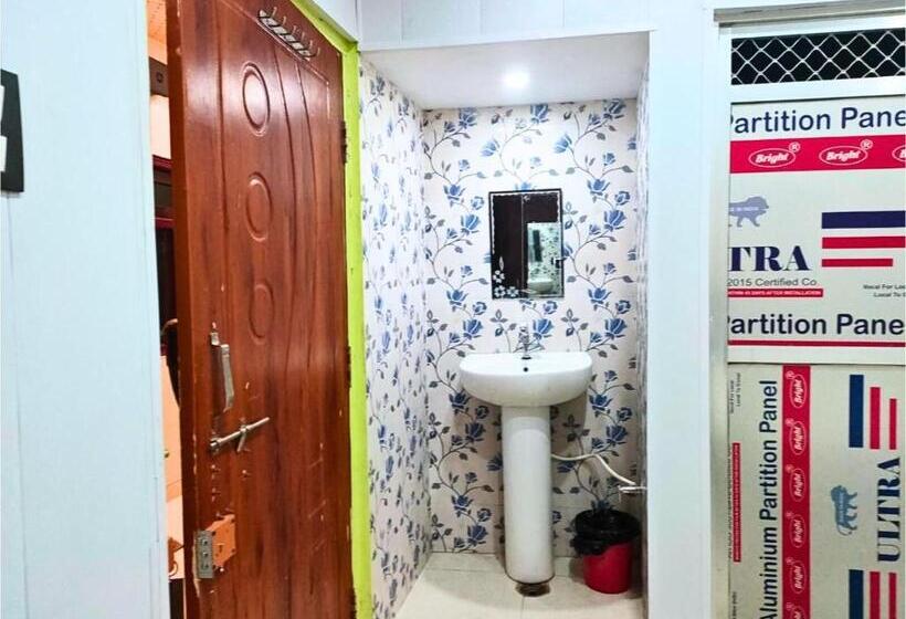 Отель White Stone, Gonda