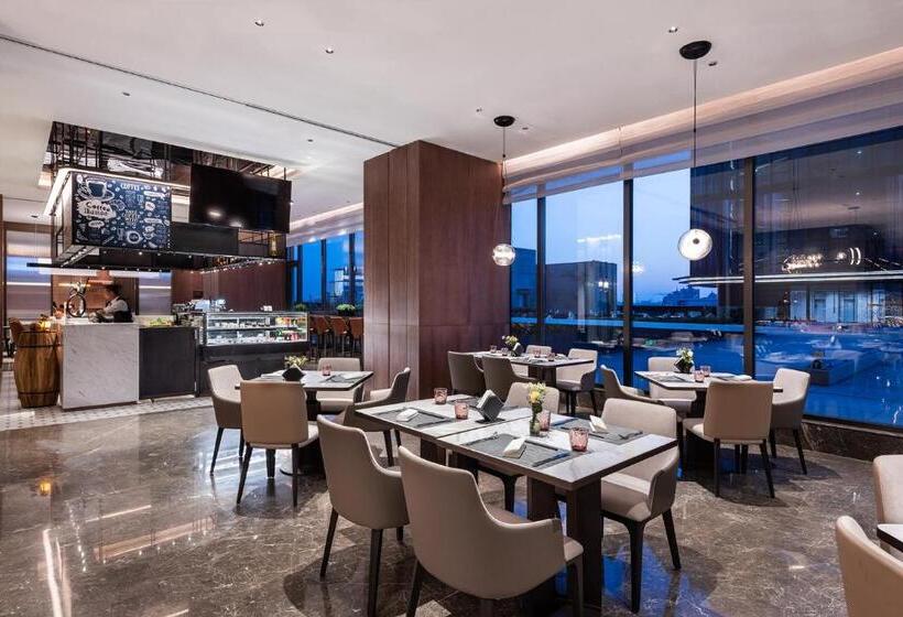 Intercityhotel Shanghai New International Expo Center