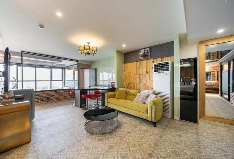 Мотель Kkaebi Stay