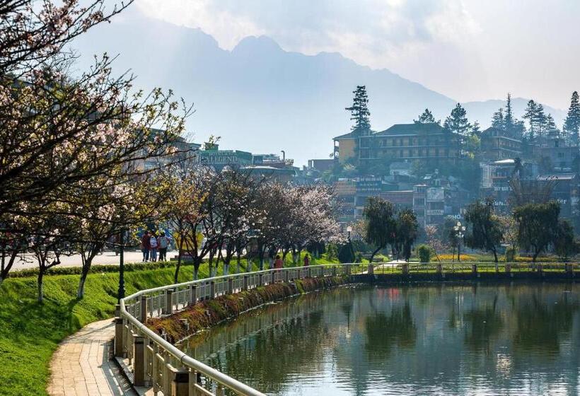 هاستل Nấm Homestay