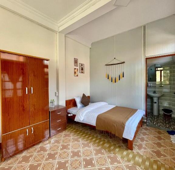 هاستل Nấm Homestay