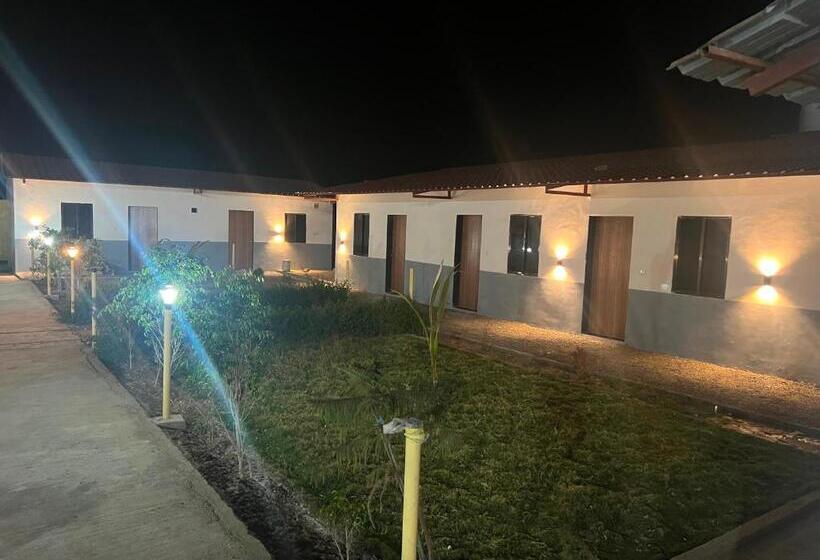 Oyo Neelkanth Hotel And Restaurant