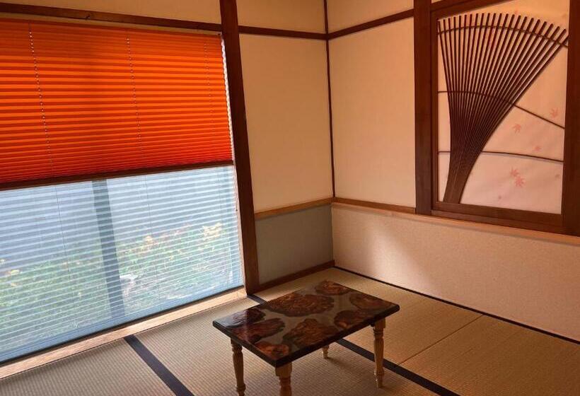 Пансион ゲストハウスみんちゅう