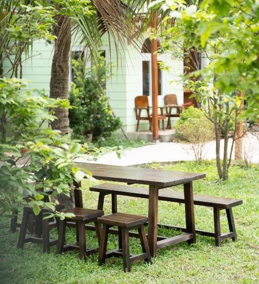 پانسیون B&h Villa   Villa Has Swimming Pool