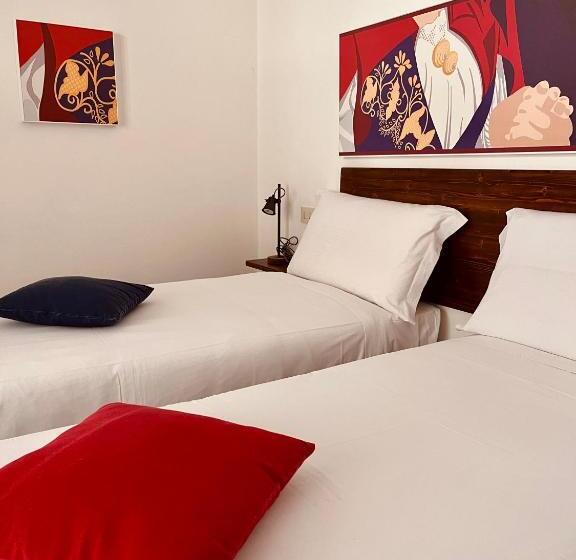 بنسيون Carrales Guest House