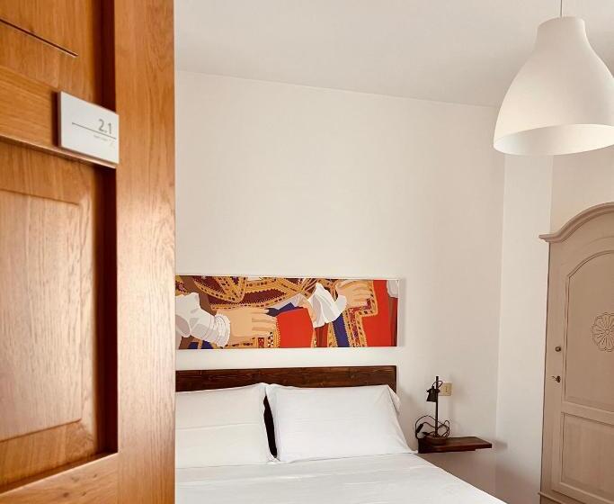 بنسيون Carrales Guest House