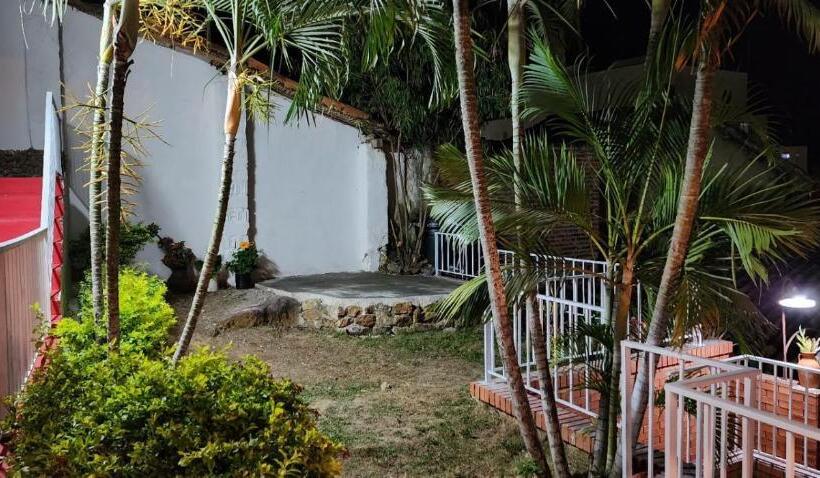 펜션 Casa De Las Flores