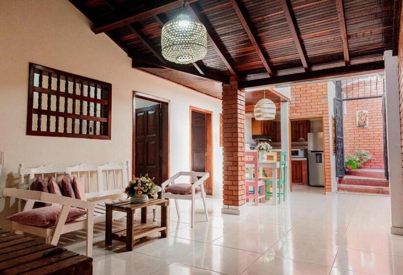 펜션 Casa De Las Flores