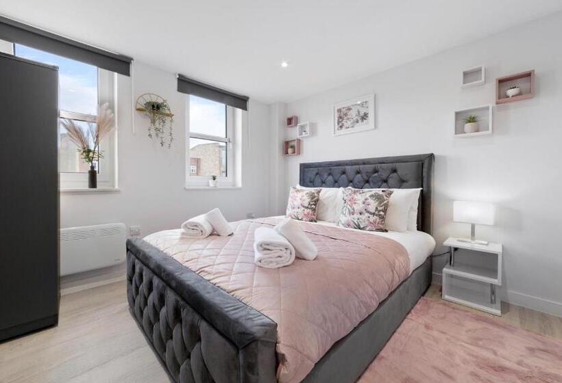 ペンション Crystal Palace Stays   Se20