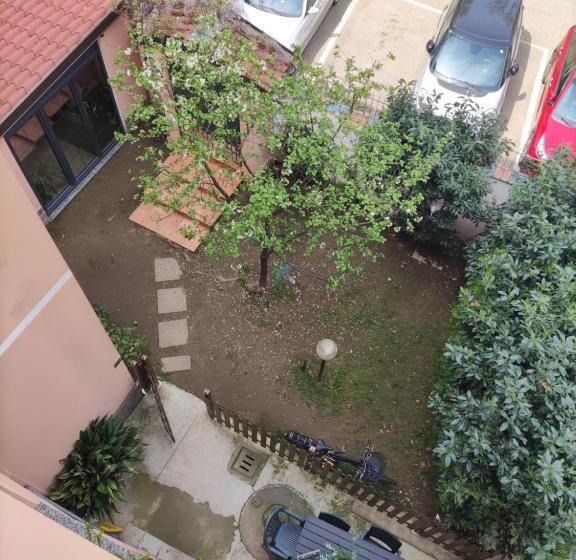 膳宿费 Hostal D Annunzio House